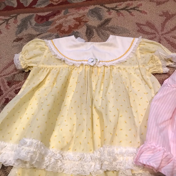 _SOLD_____TWO PIECE BABY GIRL OUTFITS - Picture 4 of 7